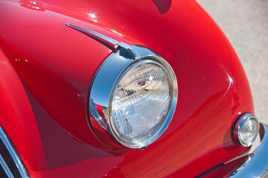  Jaguar XK140 MC Roadster 1956 года  (фото 7 из 44)